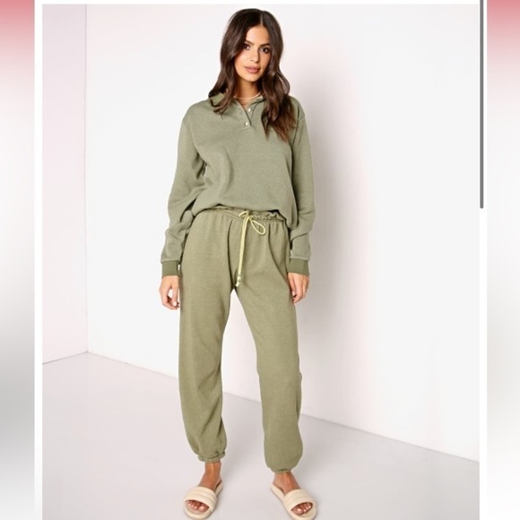 DONNI. Vintage Fleece Gem Sweatpants